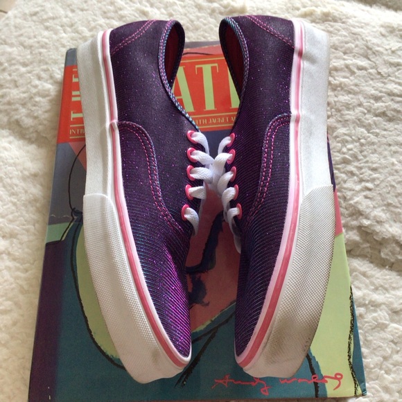 Vans Off the Wall Sneaker in Metallic Purple Excellent Size 8.5 Men/10 Women - Picture 7 of 13